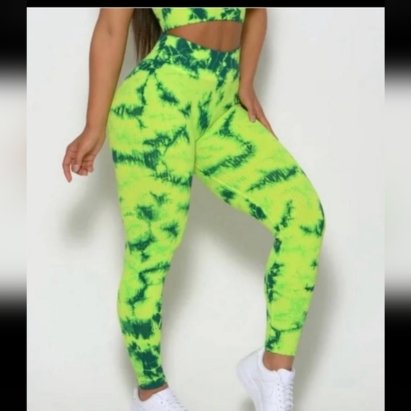 Bombshell Sportswear Pants - Bombshell Crystal Tie-Dye Leggings - Sz M